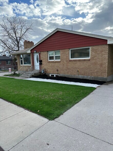 Front of house - 425 Hyde Ave