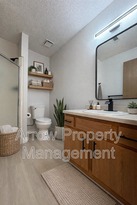 Building Photo - 2340 N 44th St