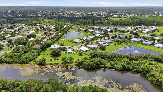 Building Photo - 108 Snowy Egret Way