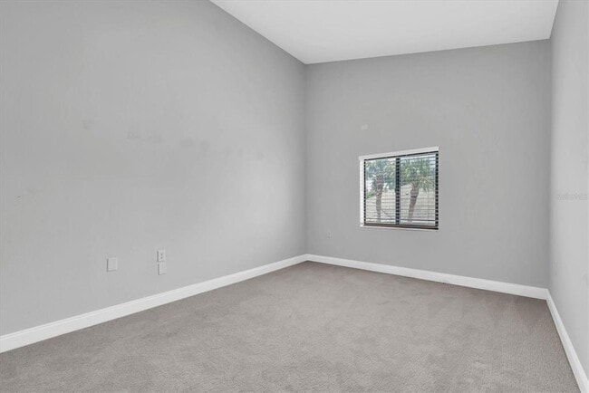 Building Photo - 748 Nina Dr