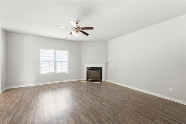 Building Photo - 3138 Cedar Crest Way