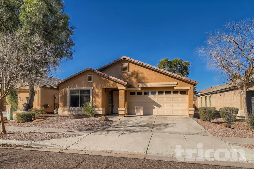 Building Photo - 7806 S 47th Ln