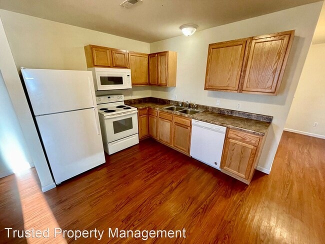 Building Photo - 3 br, 2 bath House - 84 Patriot Drive