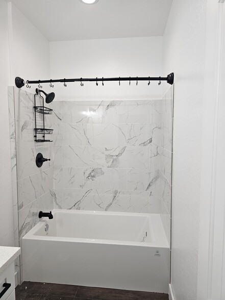 Building Photo - 1551 Paper Mill Rd