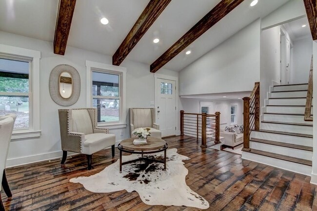 Building Photo - 260 Moonshadow Ct