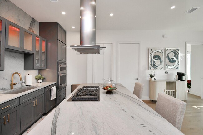 Building Photo - 1600 Post Oak Blvd