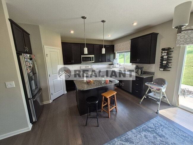 Building Photo - 10513 Greenbrook Dr