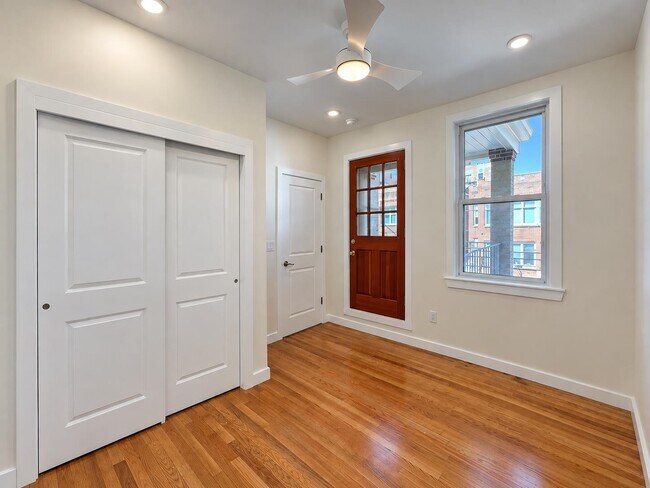 Building Photo - 51 64th St