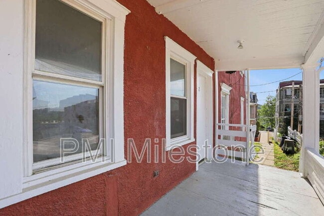 Building Photo - 13 N Maryland Ave
