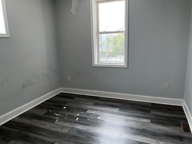 Building Photo - 264X Polk St