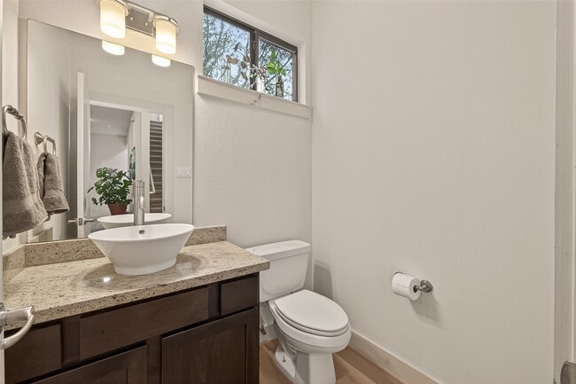 Building Photo - 1620 McDonald St