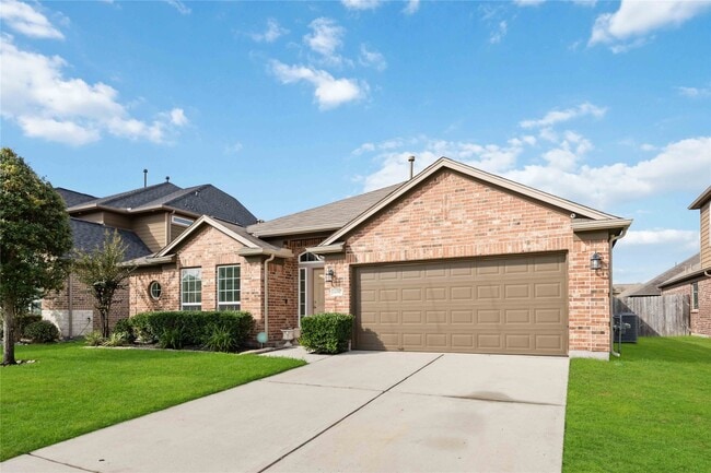 Building Photo - 14547 Myers Dr