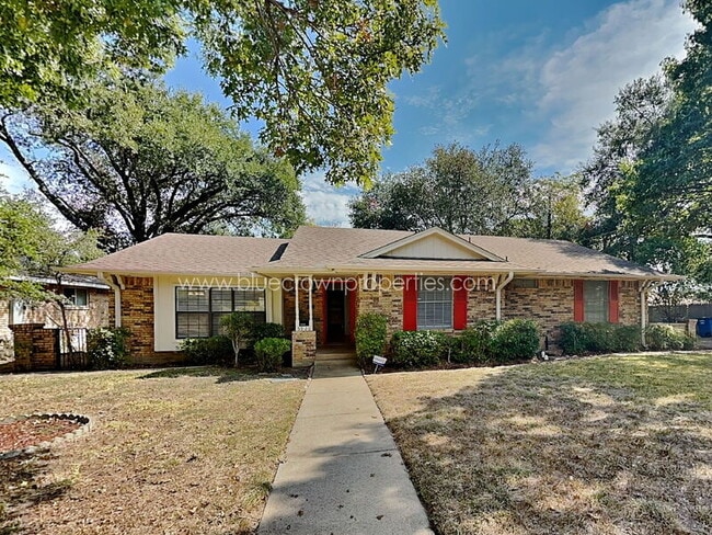 Primary Photo - 5928 Fox Hill Ln