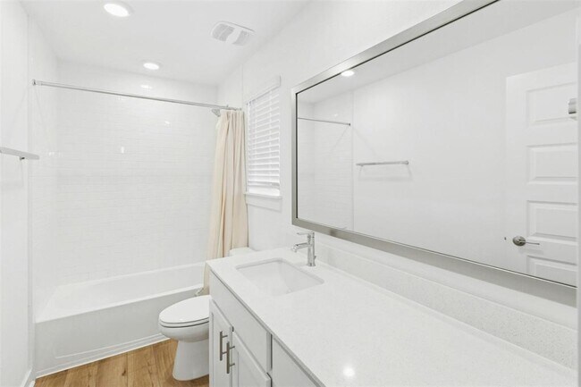 Building Photo - 2124 Ridge Runner Dr