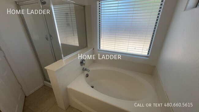 Building Photo - 15338 N 161st Dr