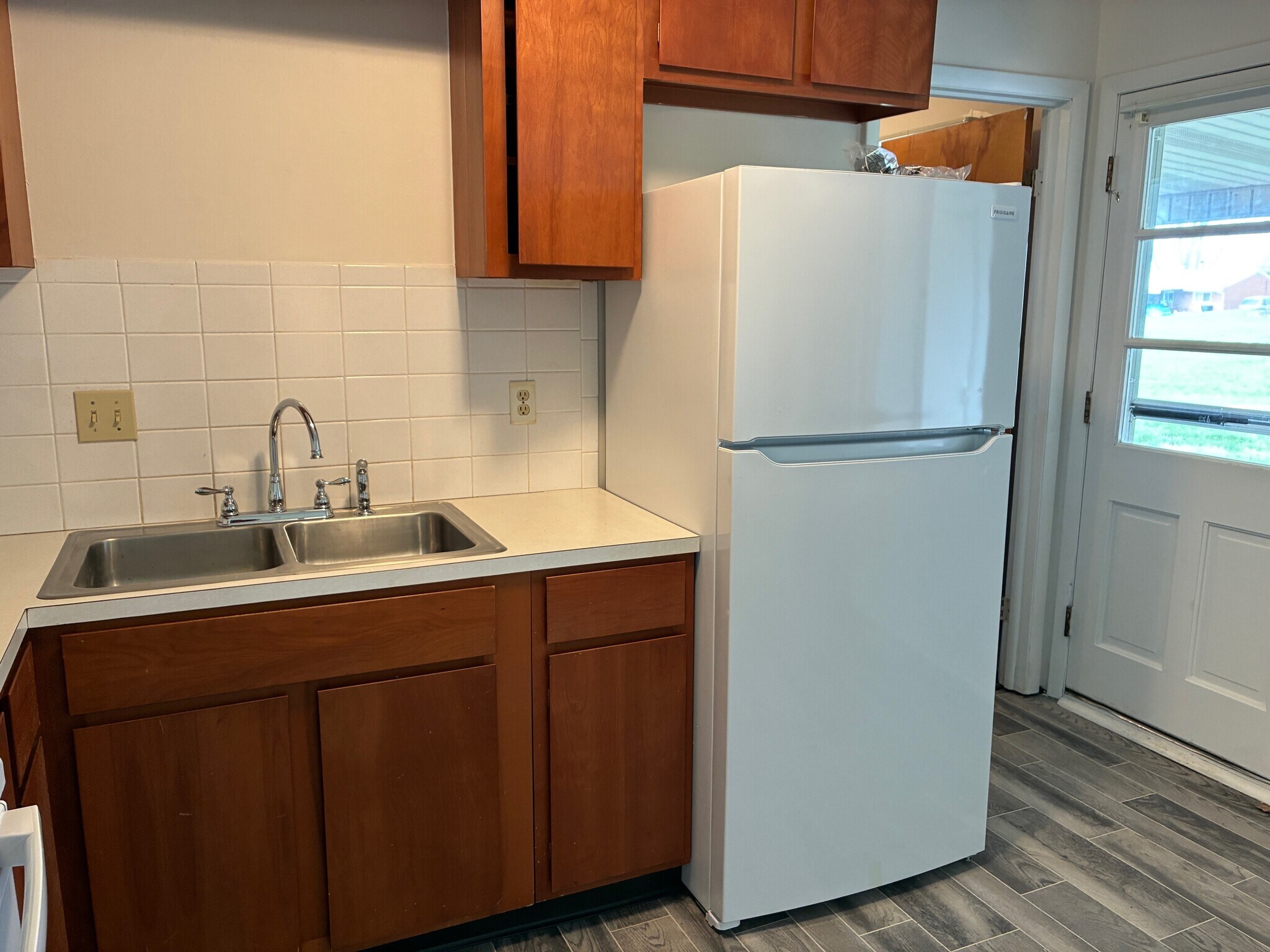 Building Photo - 7545 Rob St NW