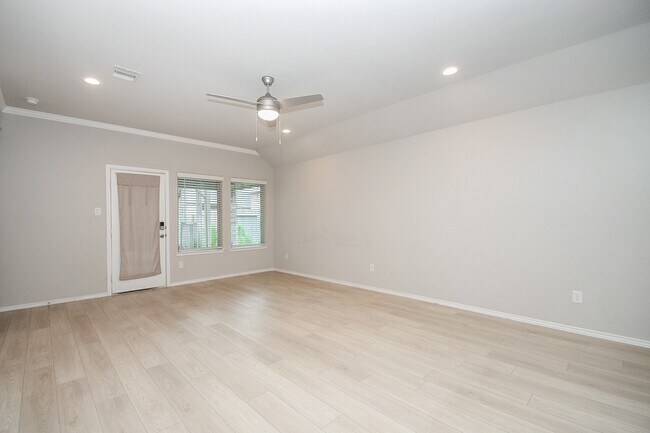 Building Photo - 9316 Colonial Bent Pl