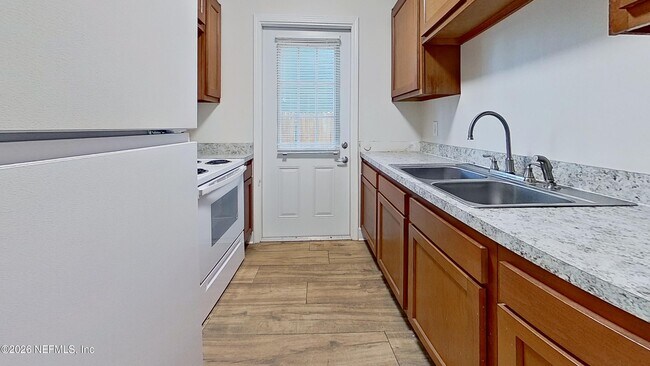 Building Photo - 1613 Flagler Ave