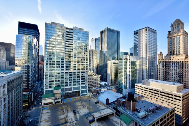 Building Photo - 60 E Randolph St