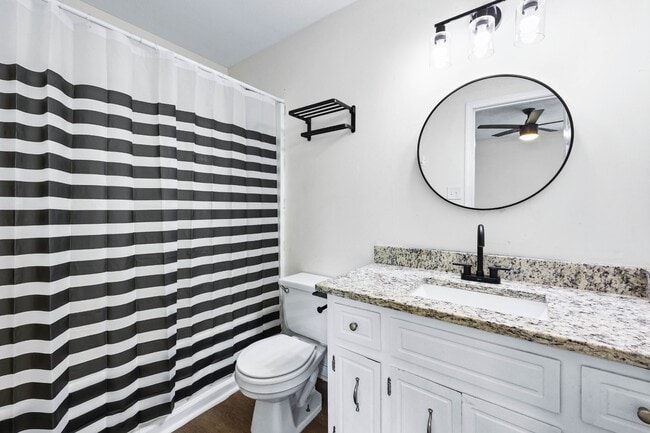 Building Photo - 741 Princeton Cir