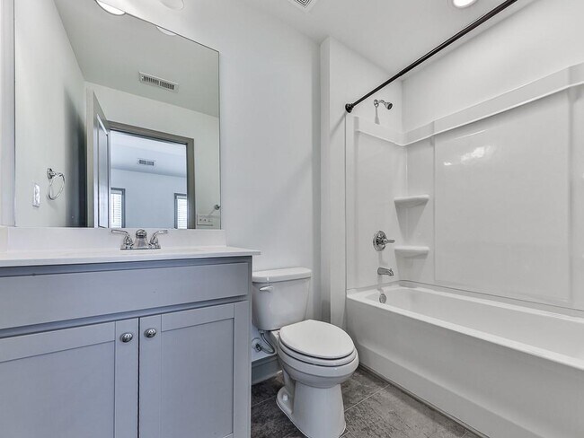 Building Photo - 419 Stovall Pl