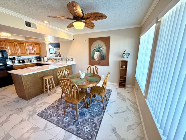 Building Photo - Beautiful Furnished 2 Bed / 2 Bath Condo in Laguna Nueva – Colorado River Living! 1-3 Month Term