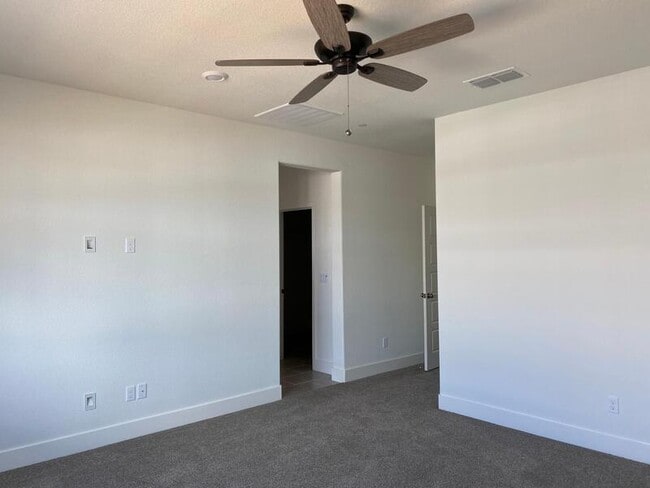 Building Photo - 2459 Robledo Wy