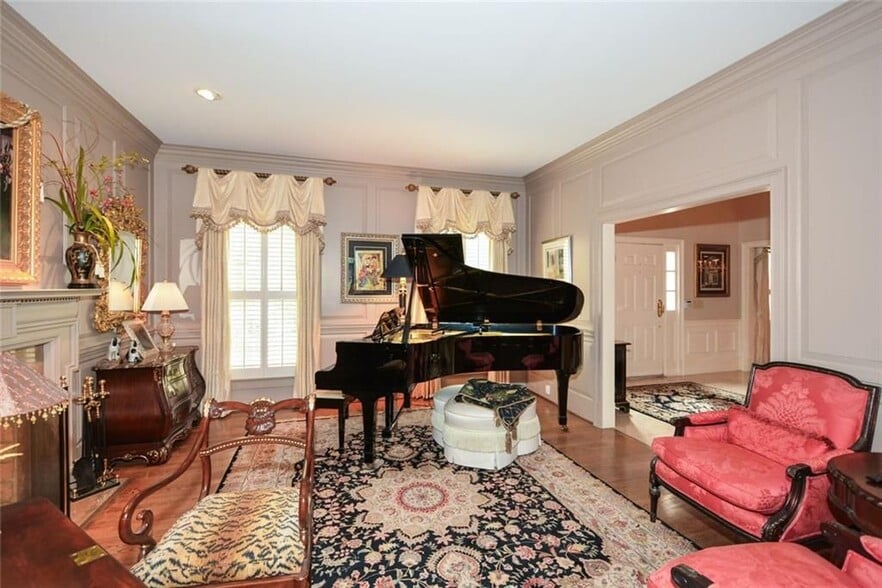 Building Photo - 1640 Lazy River Ln