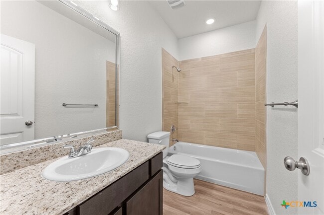 Building Photo - 1114 Zora Dr