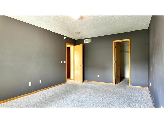 Building Photo - 9410 Marshall Rd