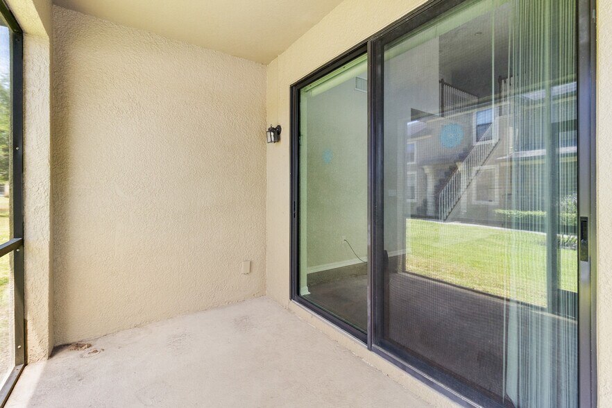 Building Photo - 5129 Bay Isle Cir