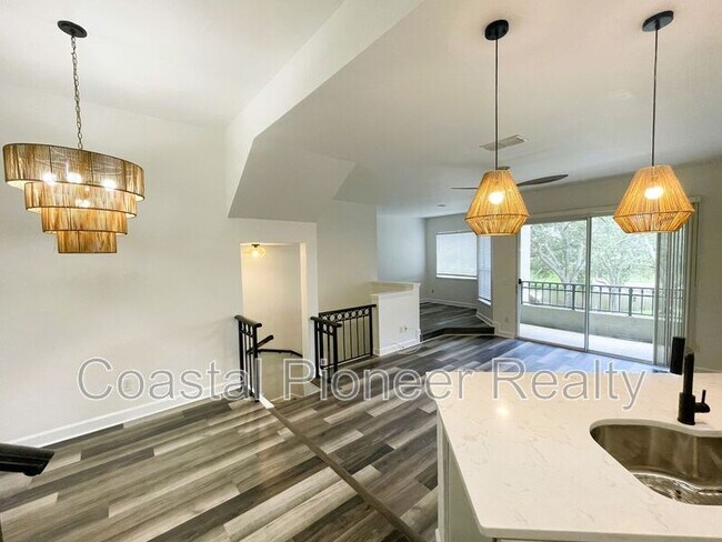 Building Photo - 614 Seascape Wy