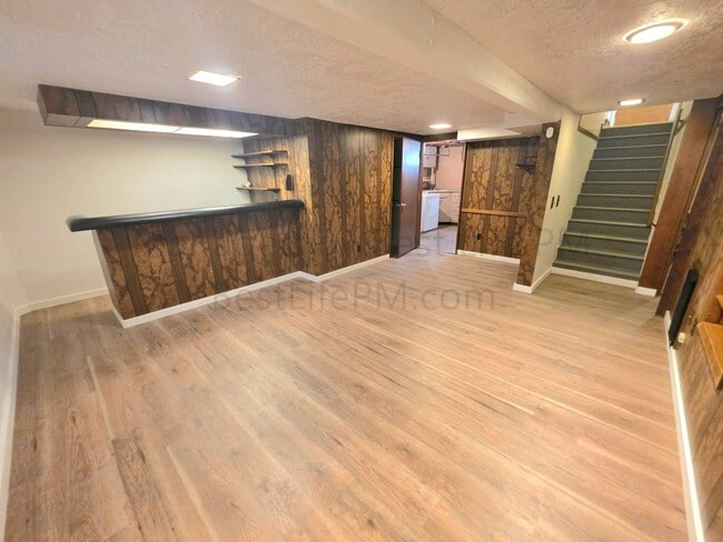 Building Photo - 4526 NE 77th Ave