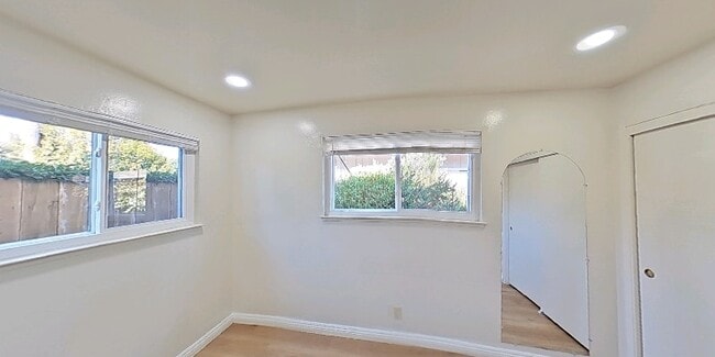 Building Photo - 305 E California Ave