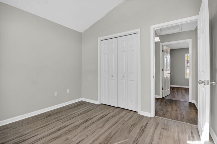 Building Photo - 317 Bryant Park Ct