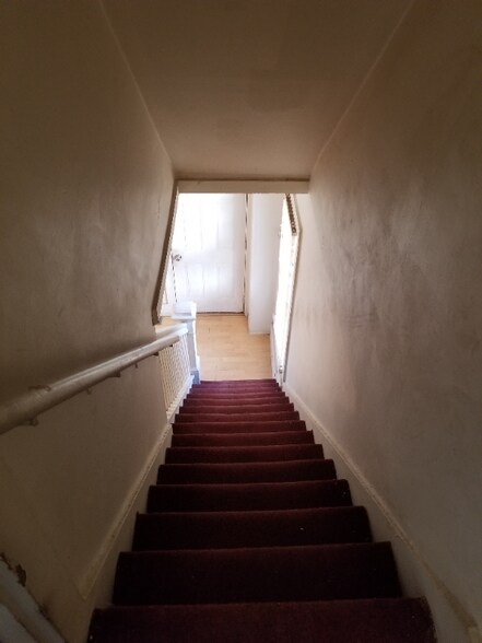 Building Photo - 50 Hallet St