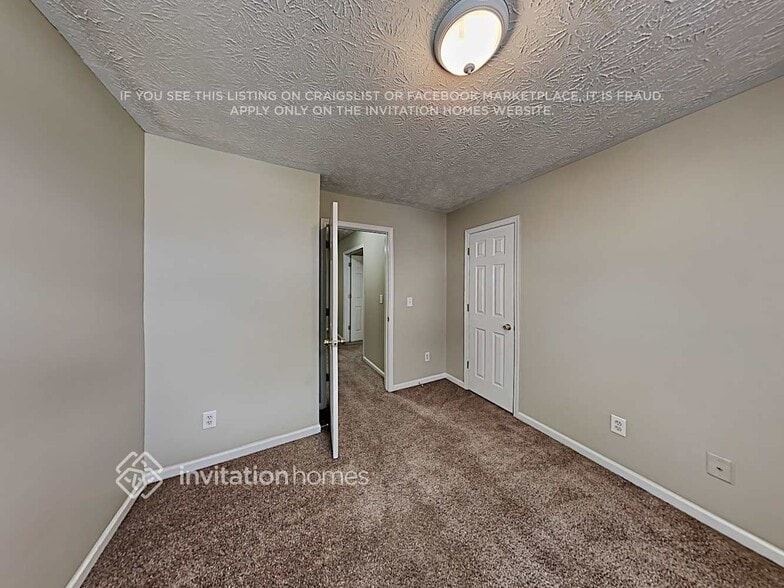 Building Photo - 1825 Midcourt Way