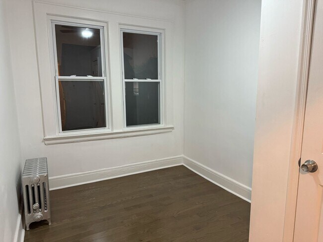 Building Photo - 108-110 Grand Ave.