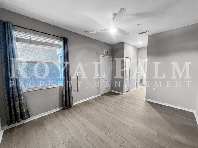 Building Photo - Swipe Right on This Estero 2-Bedroom Condo — Elevator Access + $500 Off If You Apply Before FEB 28!