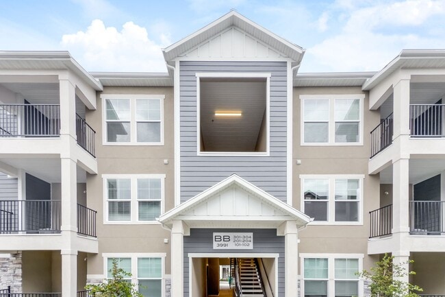 Primary Photo - Modern Living in Lehi | New Build | Silico...