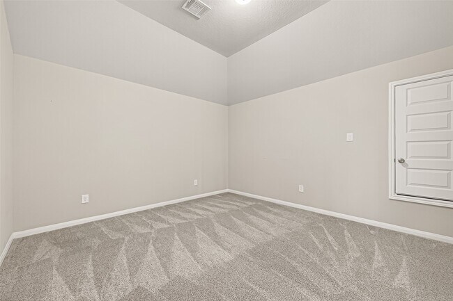 Building Photo - 17685 Martin Crk Ln