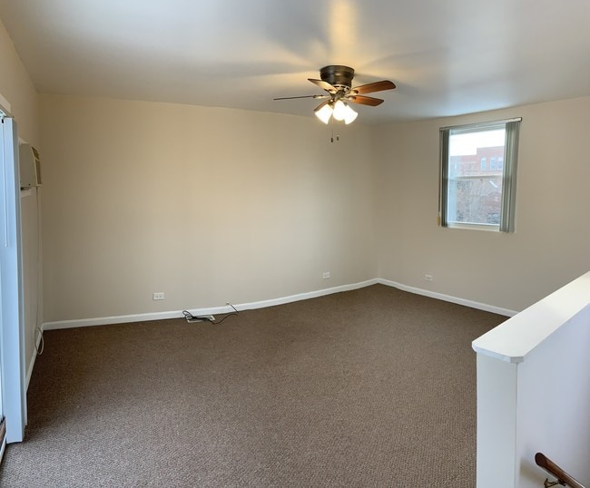 Building Photo - 1329 N Oakley Blvd