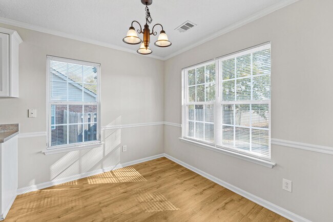 Building Photo - 2654 Ardwick Dr