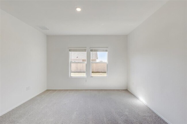 Building Photo - 102 Miglia St