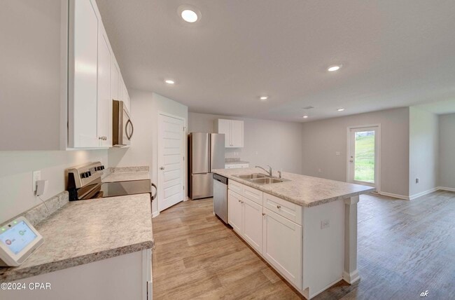 Building Photo - 7177 Ellie B Dr