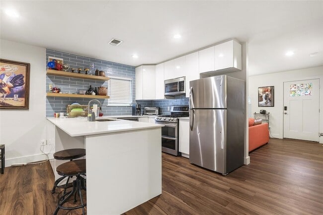 Building Photo - 6307 Thurgood Ave