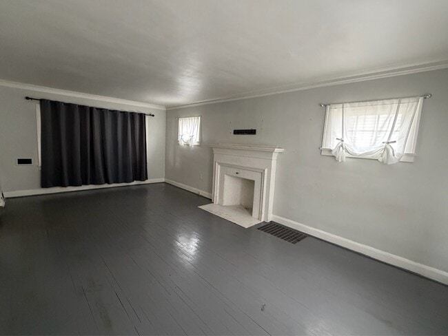 Building Photo - 1859 Goleta Ave