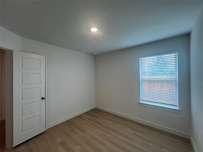 Building Photo - 8538 Sandy Coral Ln