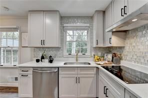 Building Photo - 1450 Cedarhurst Dr