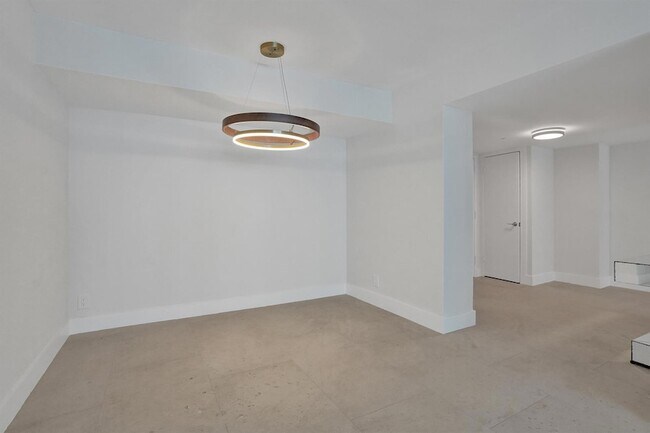 Building Photo - 1360 S Ocean Blvd